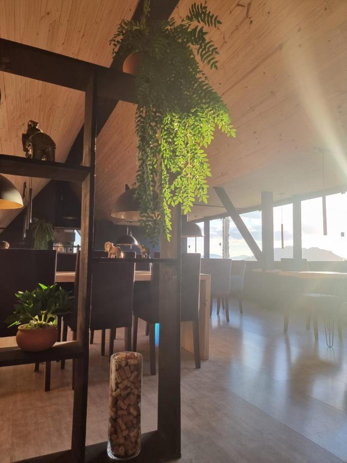 La Mansarda Hotel Урубиси Екстериор снимка