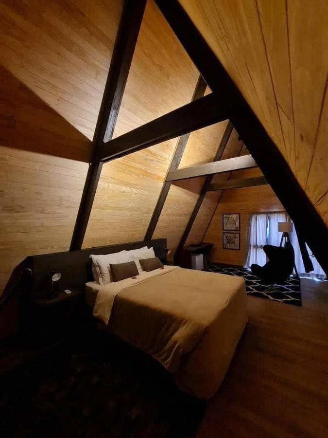 La Mansarda Hotel Урубиси Екстериор снимка