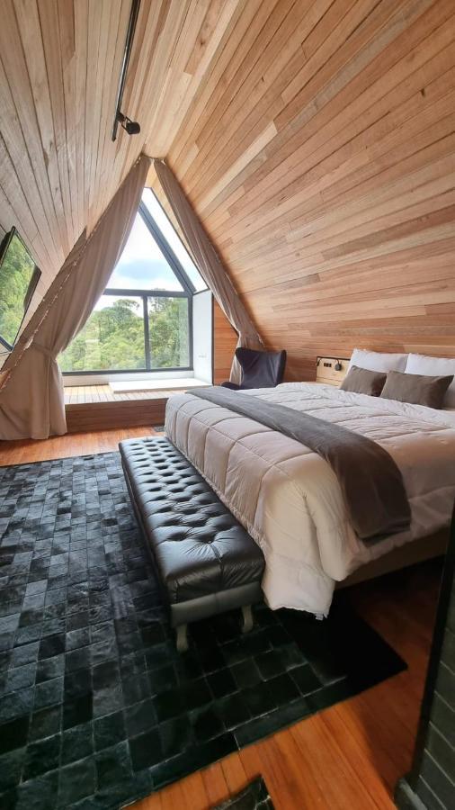 La Mansarda Hotel Урубиси Екстериор снимка